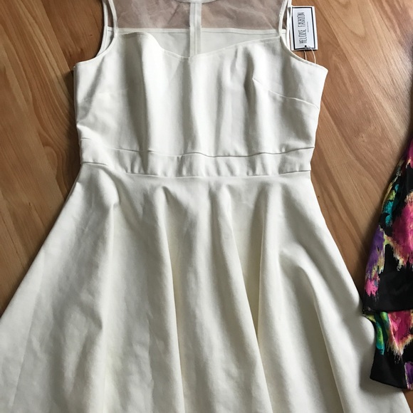 Adorable Juniors Size 13 Speechless Dresses - Picture 4 of 8